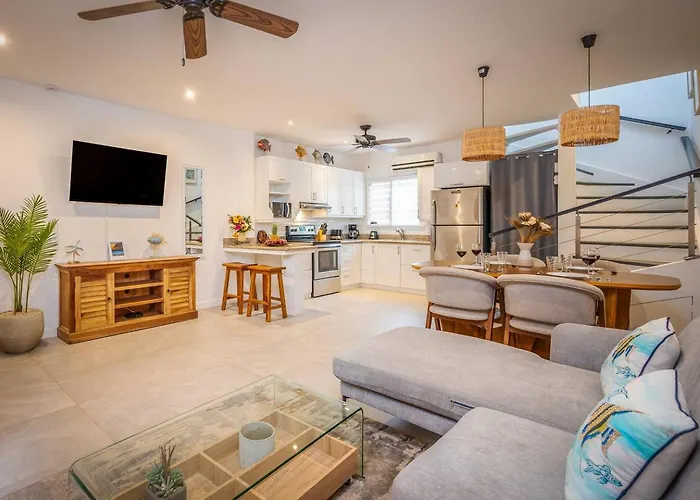 2br 2bath Private Pool Surfers Paradise 7min Walk - Vakantiehuis *