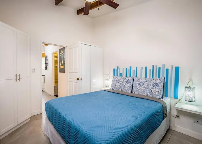 Ferienhaus 2br 2bath Private Pool Surfers Paradise 7min Walk -