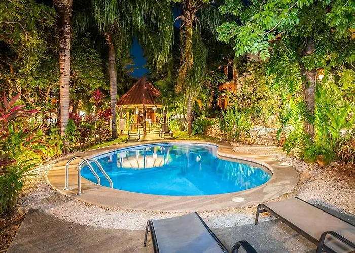 Ferienhaus 2br 2bath Private Pool Surfers Paradise 7min Walk -