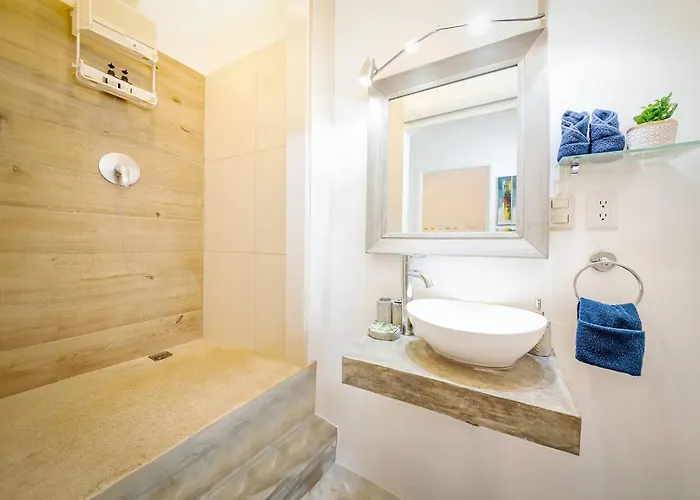 2br 2bath Private Pool Surfers Paradise 7min Walk - * Tamarindo